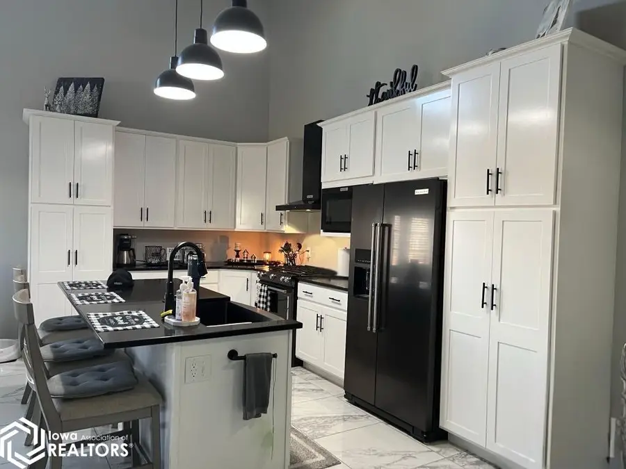 1309 E 12th Street N, Newton, IA 50208 - Image #3