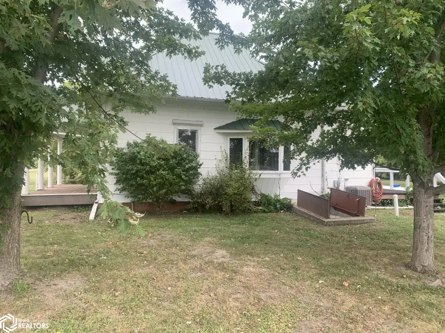 455 Pleasant Street, Davis City, IA 50065 - Image #2