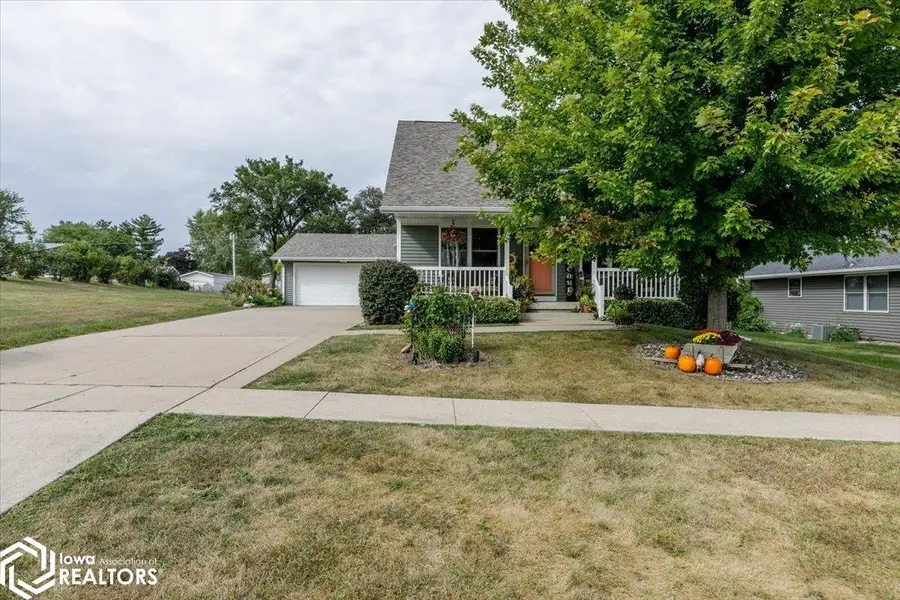 503 Harrison Avenue, Grinnell, IA 50112 - Image #2