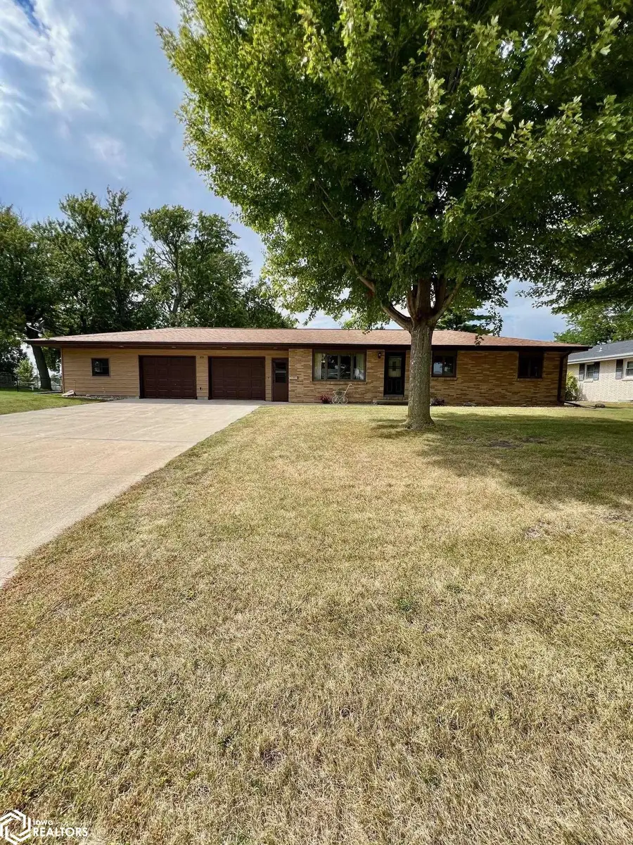 620 Maple Lane, Clarion, IA 50525 - Image #2
