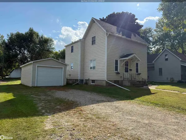 504 E Main St, Lake Mills, IA 50450