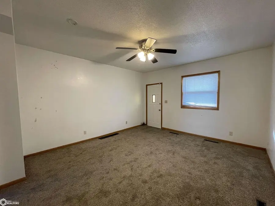 204 S 5th Street, Marshalltown, IA 50158 - Image #3