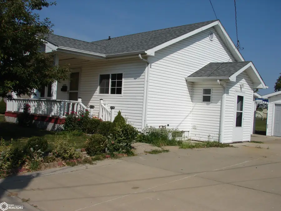 805 E Madison, Mount Pleasant, IA 52641 - Image #2