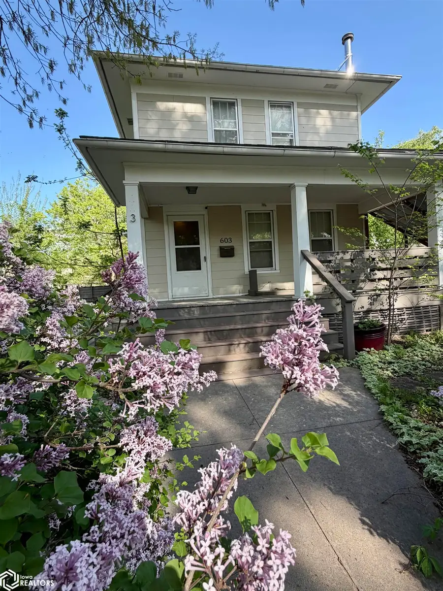 603 S 4th Street, Fairfield, IA 52556 - #2