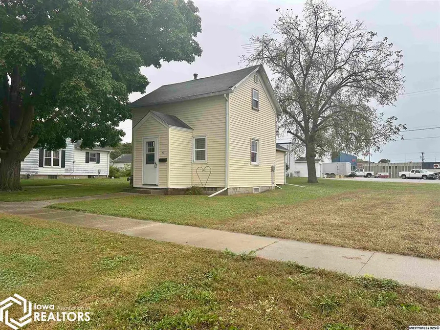 97 6th Street N, Northwood, IA 50459 - Image #2