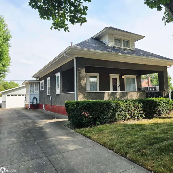 410 N B Street, Oskaloosa, IA 52577