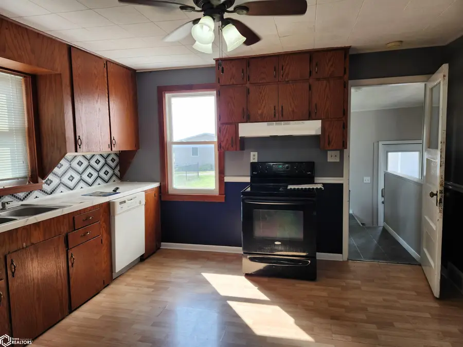 505 Mowery Street, Traer, IA 50675 - Image #3