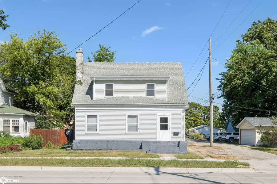 103 E Henry Street, Mount Pleasant, IA 52641 - Image #2