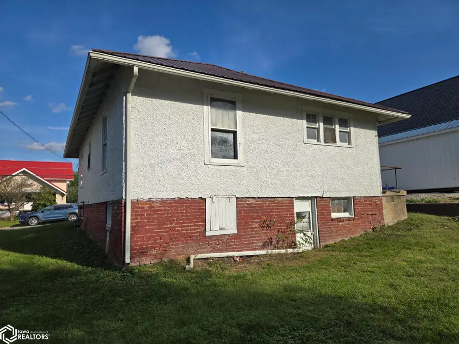 110 N 15th Street, Centerville, IA 52544 - Image #3