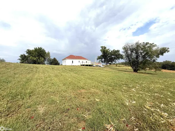 2190 125th Street, Fairfield, IA 52556