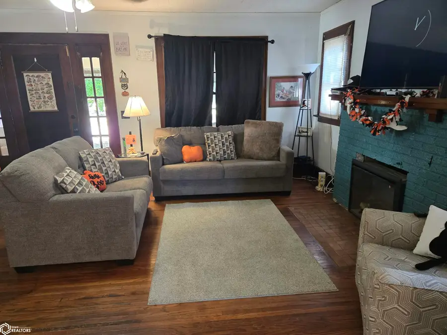 610 N Park Avenue, Centerville, IA 52544 - Image #3