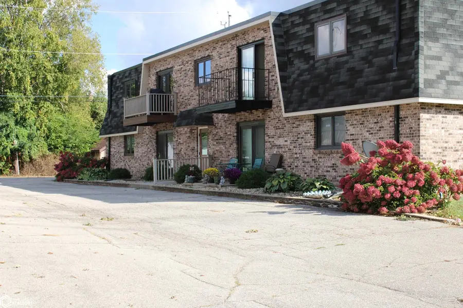 809 3rd Street #7, Reinbeck, IA 50669 - Image #3