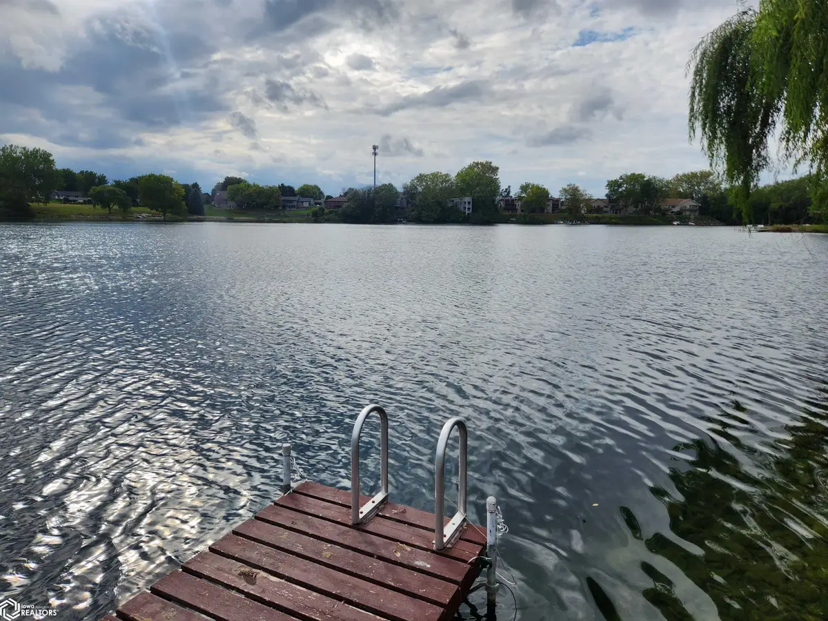 660 Briarstone Dr. Unit #5, Mason City, IA 50401 - Image #1