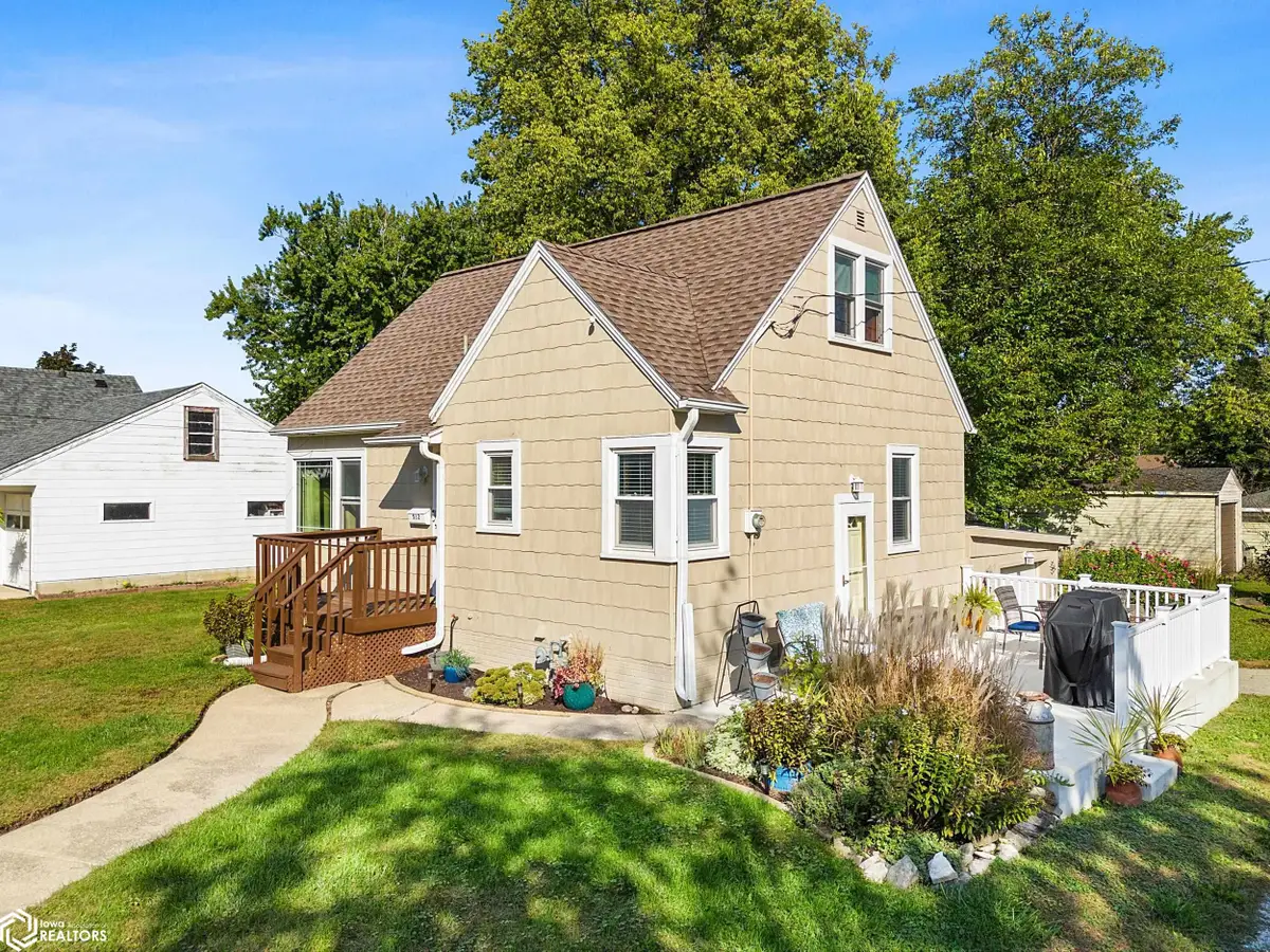 512 17th Street Se, Mason City, IA 50401 - #1