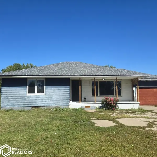 505 W 6th Street, Hedrick, IA 52563