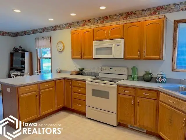 616 Harrison Avenue, Grinnell, IA 50112 - Image #3