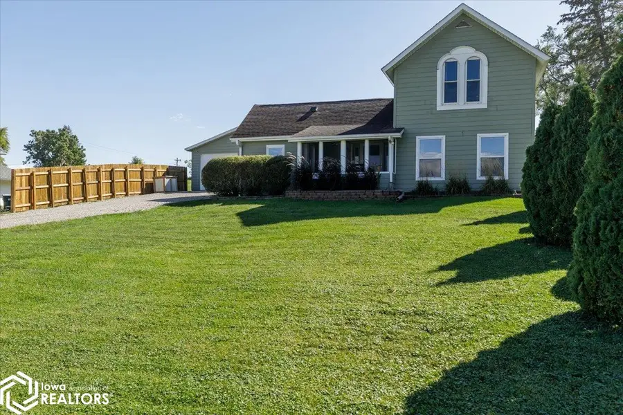 107 Brady Street, Brooklyn, IA 52211 - #2