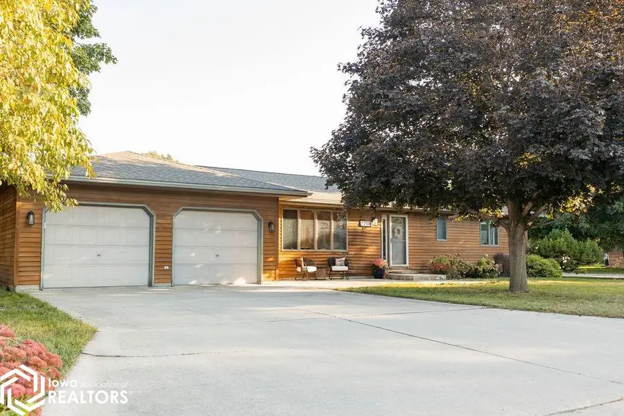 2210 14th Pl N, Clear Lake, IA 50428 - Image #2