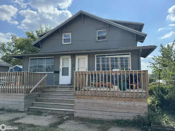 301 E Walsh Street, Centerville, IA 52544