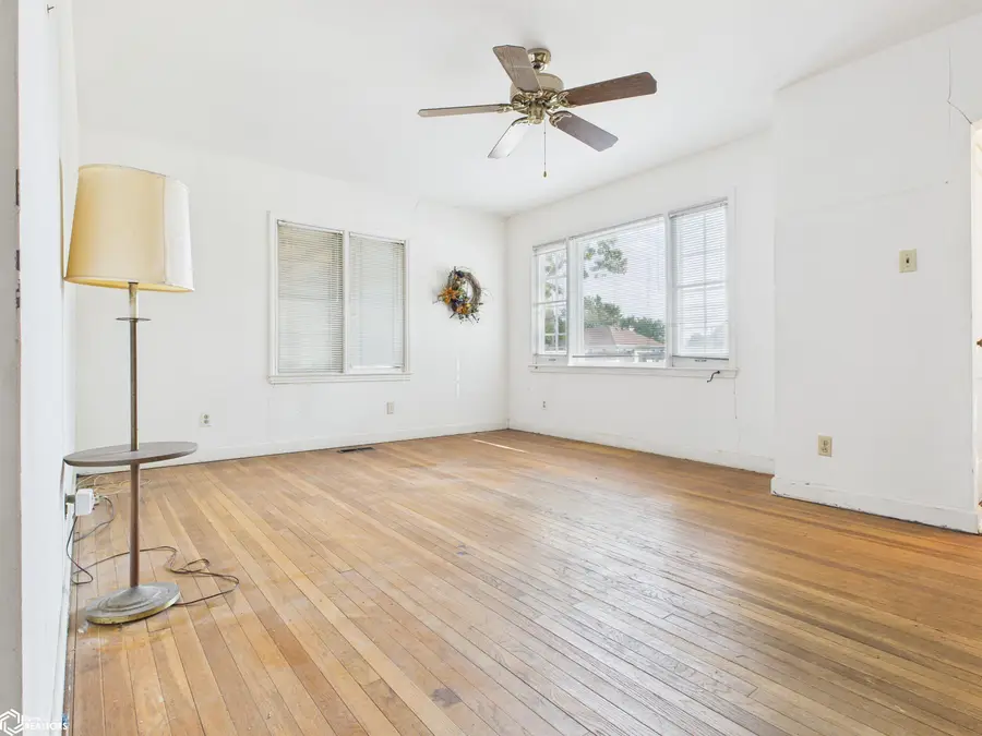 402 Hawthorne Place, Keokuk, IA 52632 - Image #3