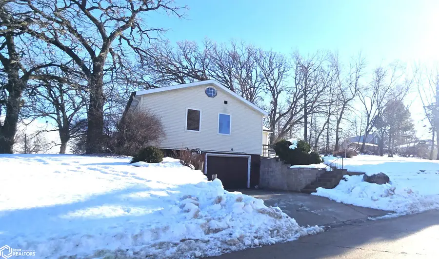 446 W O Street, Forest City, IA 50436 - Image #2