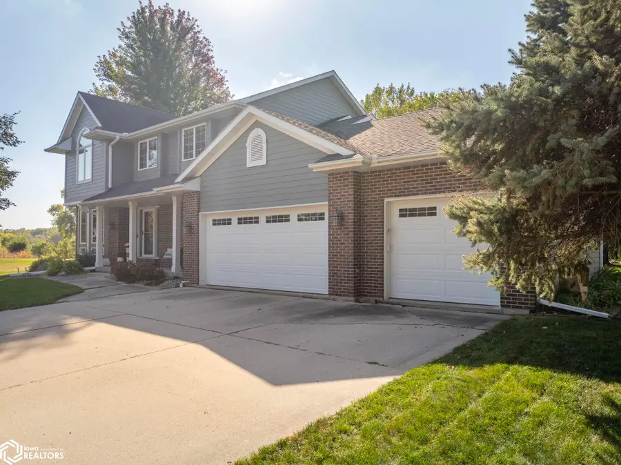 6 Deer Creek Ct, Mason City, IA 50401 - #3