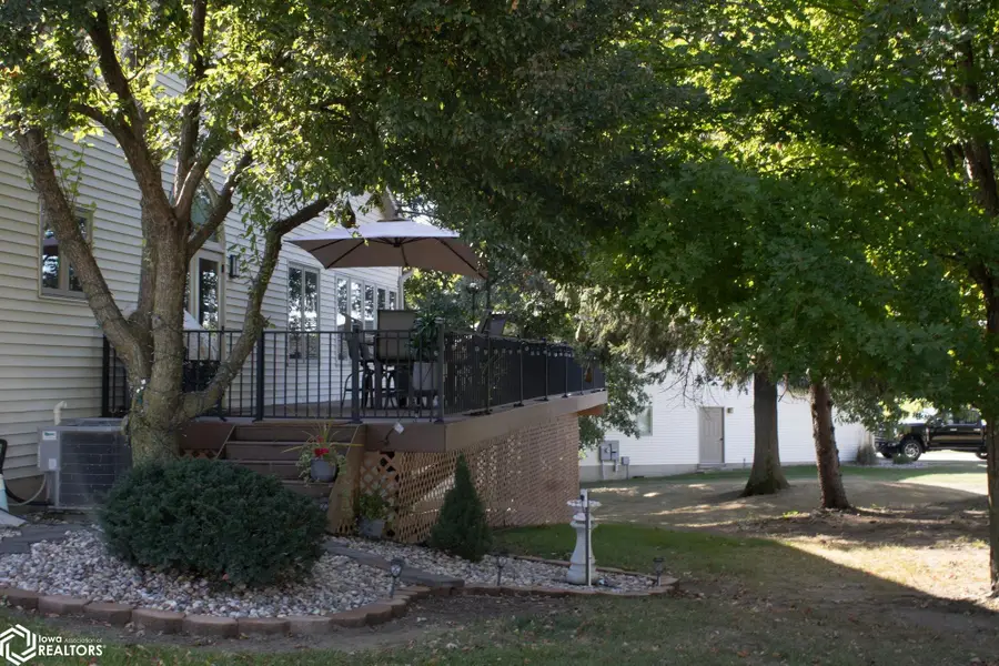 5579 Chip Shot Drive, Burlington, IA 52601 - Image #3