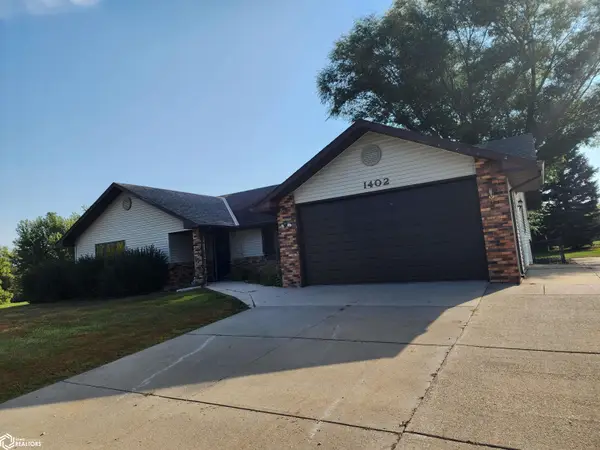 1402 Settlers Lane, Denison, IA 51442