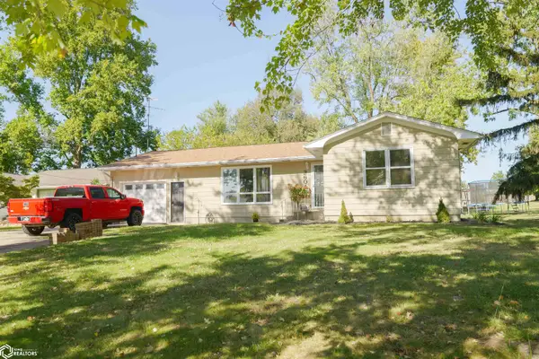 2604 Sunnyside Avenue, Burlington, IA 52601