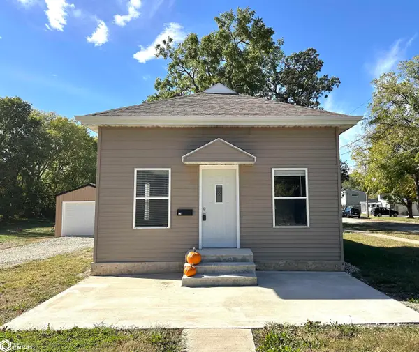 421 Cedar, Iowa Falls, IA 50126