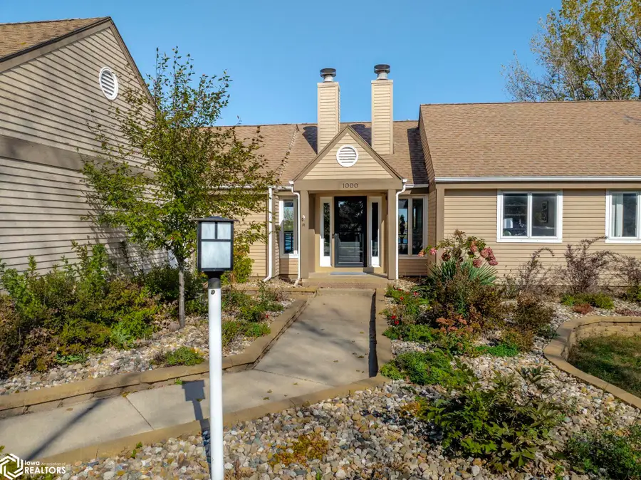 1000 Briarstone Drive, Mason City, IA 50401 - #3