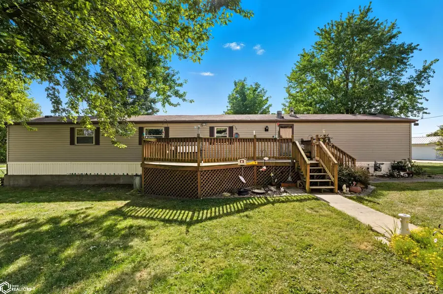 2209 Philadelphia Street, Columbus City, IA 52737 - Image #2