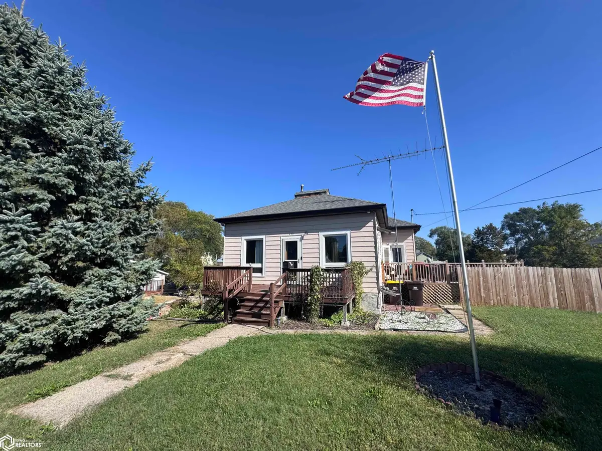 213 N Adams Street, Osceola, IA 50213 - #1