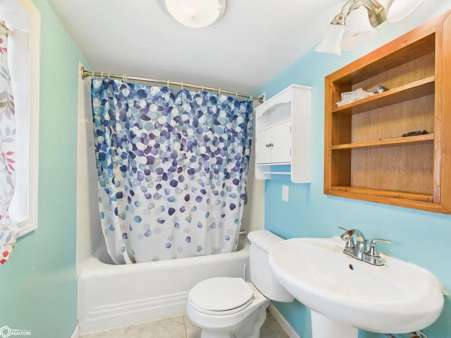 1503 Avenue G, Fort Madison, IA 52627 - Image #3