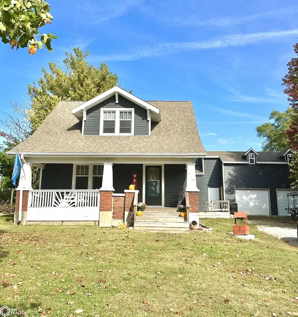 910 Avenue D, West Point, IA 52656