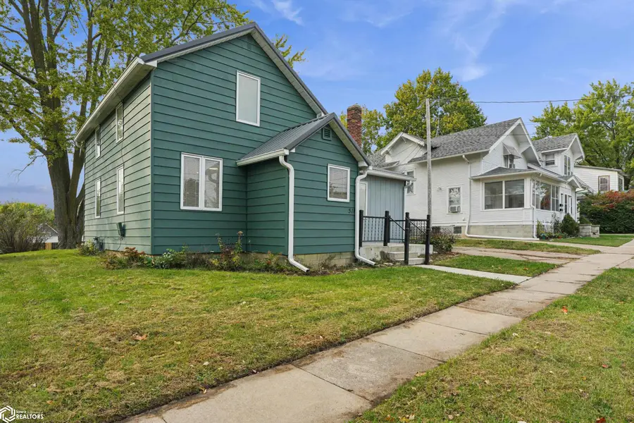 510 S 4th Street, Knoxville, IA 50138 - #3