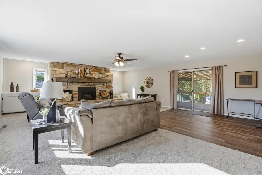 803 11th Street, Kalona, IA 52247 - Image #3