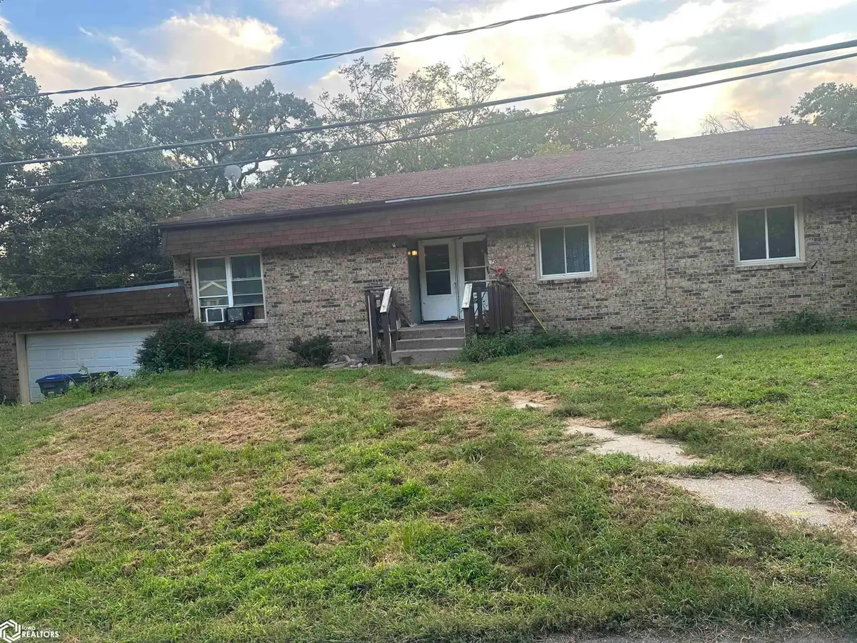 350 Skyline Drive, Council Bluffs, IA 51503 - Image #1