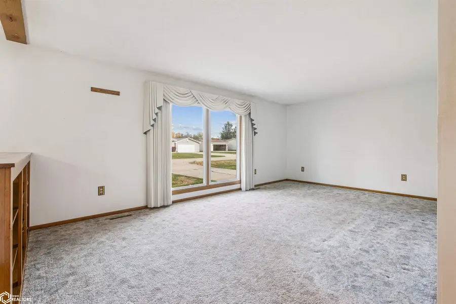 14681 Rosebud Drive, West Burlington, IA 52655 - Image #2