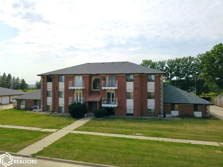 1629 Sunset Street, Grinnell, IA 50112 - Image #2