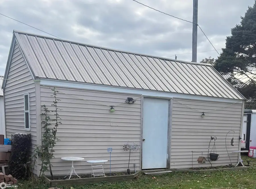 526 S Davis, Ottumwa, IA 52501 - Image #2