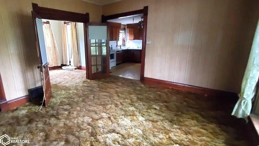 305 S Birch Street, Creston, IA 50801 - Image #3