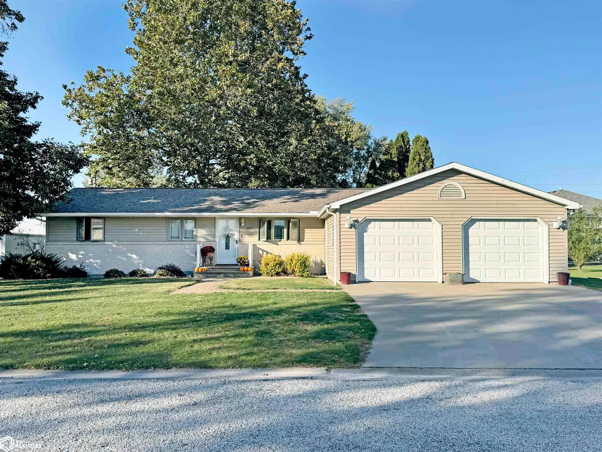 805 Pamela Street, Moravia, IA 52571 - Image #1