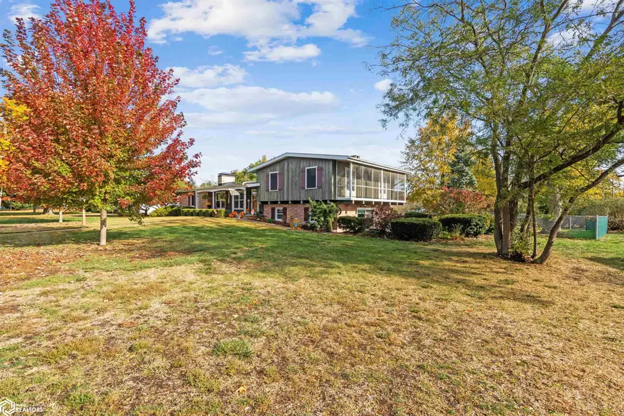 418 S 5th Street, Wapello, IA 52653 - Image #2