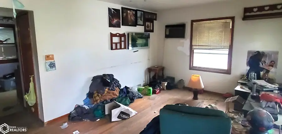 507 King Street, Blockton, IA 50836 - Image #2