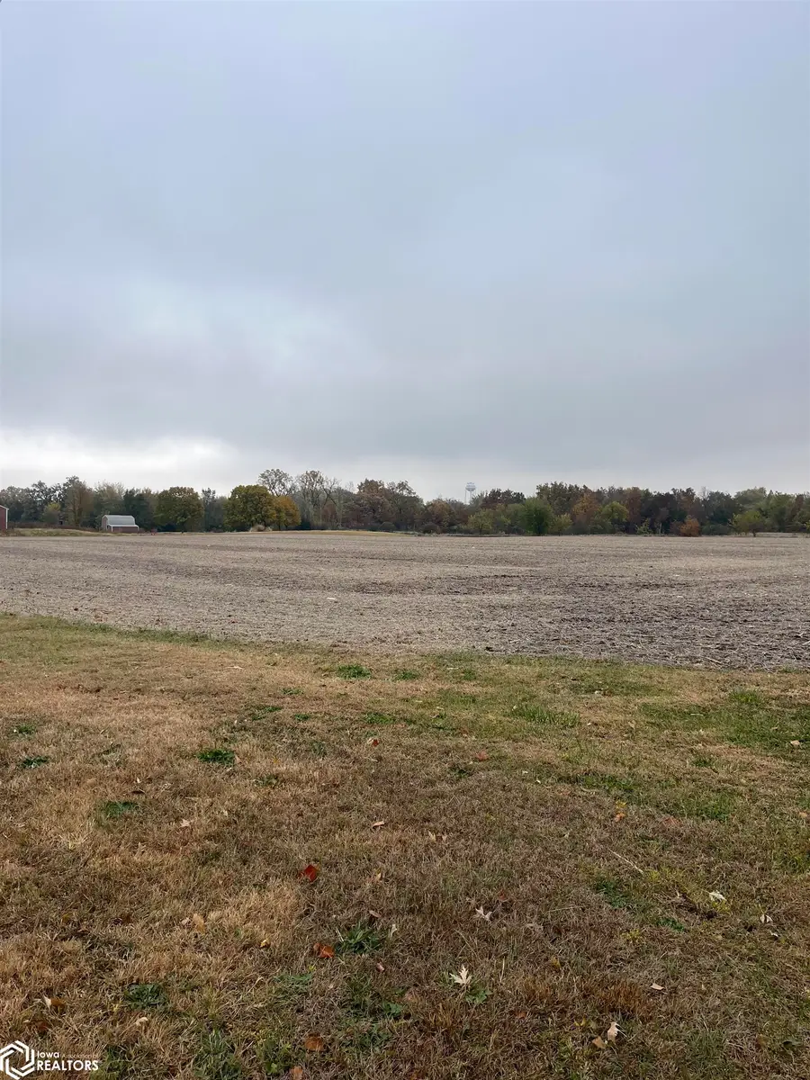 W. 6th Street, Hedrick, IA 52563 - Image #2