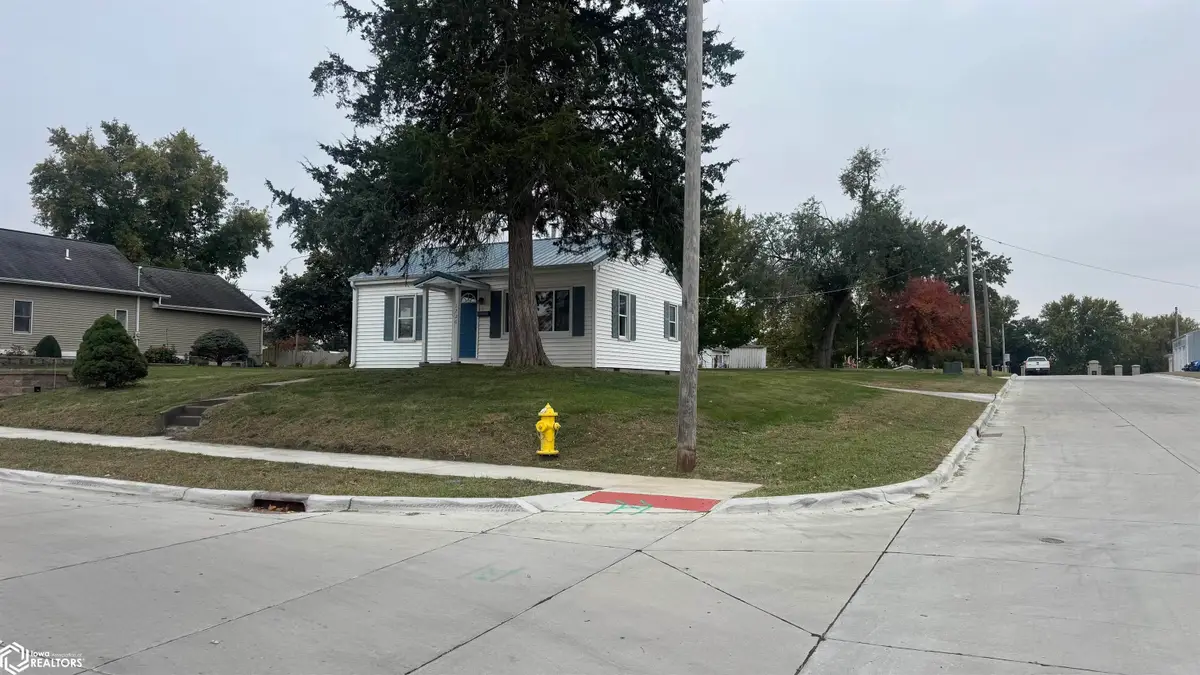 1726 Carroll Street, Keokuk, IA 52632 - Image #1
