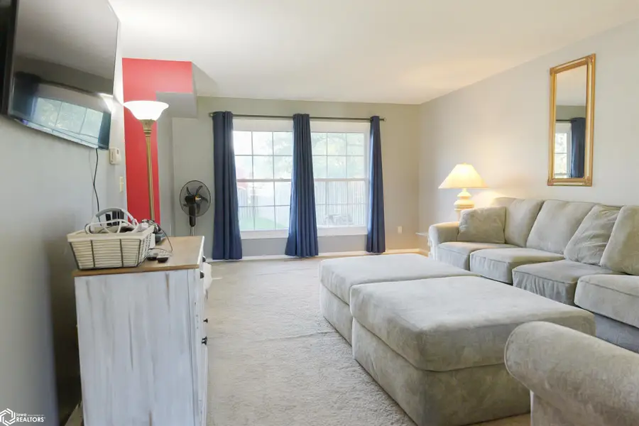 5 Ridgewood Road, Fort Madison, IA 52627 - Image #3