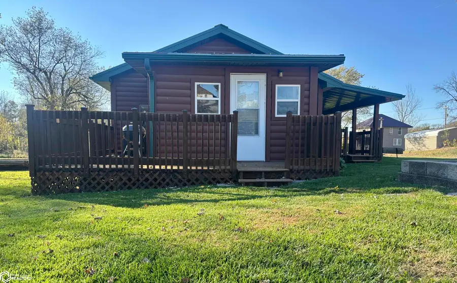 104 2nd Street, Mount Sterling, IA 52573 - Image #2