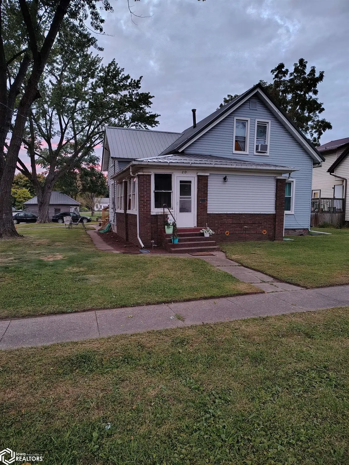 219 Pond Street, Muscatine, IA 52761 - Image #1